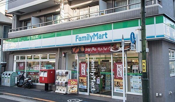 【周辺】ファミリーマート西大井四丁目店まで240m