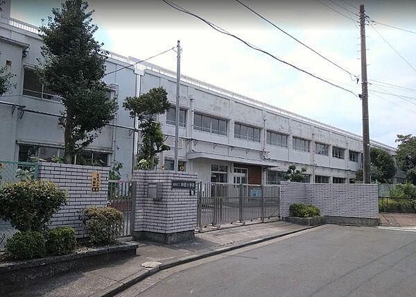 【周辺】神橋小学校まで746m、横浜市立の小学校