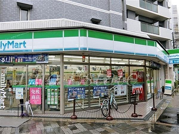 【周辺】ファミリーマート新大阪駅東口店まで321m