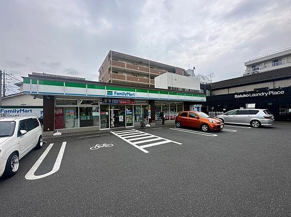 【周辺】ファミリーマート北野駅前通り店まで321m