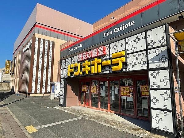 【周辺】ドン・キホーテ京都南インター店まで882m
