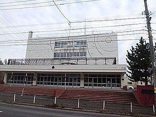 【周辺】札幌市立平岸高台小学校まで537m
